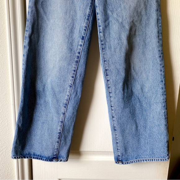 Toteme Flare Fit Denim High Waist Wide Leg Crop Jeans Washed Blue Size 25 EUC - Picture 3 of 9